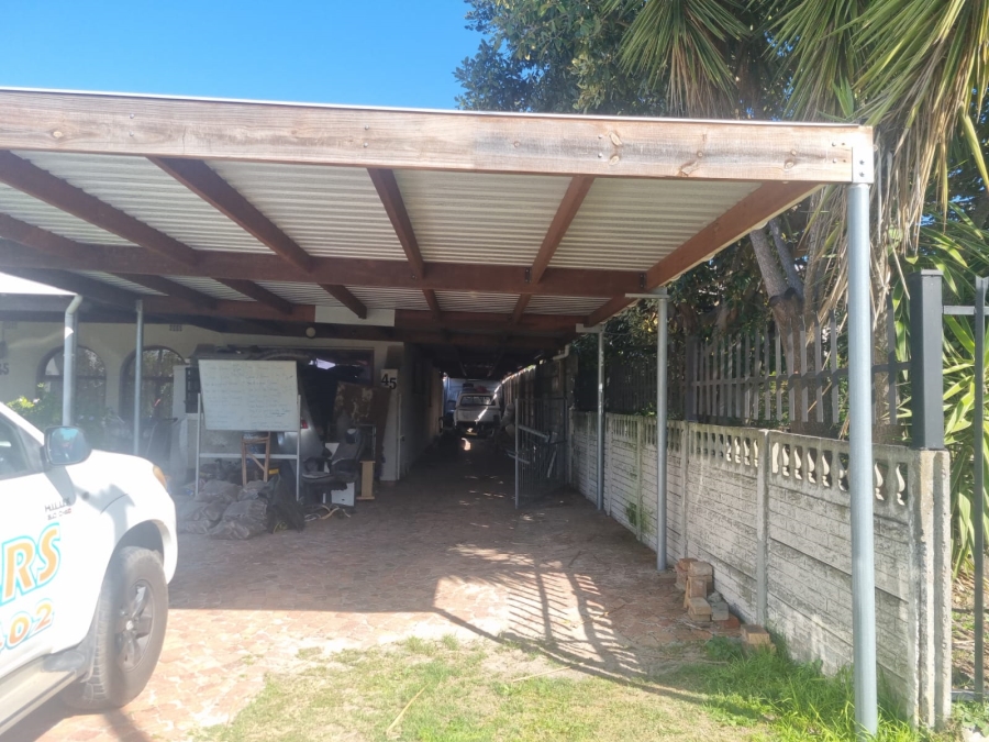 3 Bedroom Property for Sale in La Rochelle Western Cape